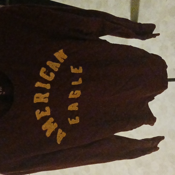 American Eagle Outfitters - Picture 3 of 3